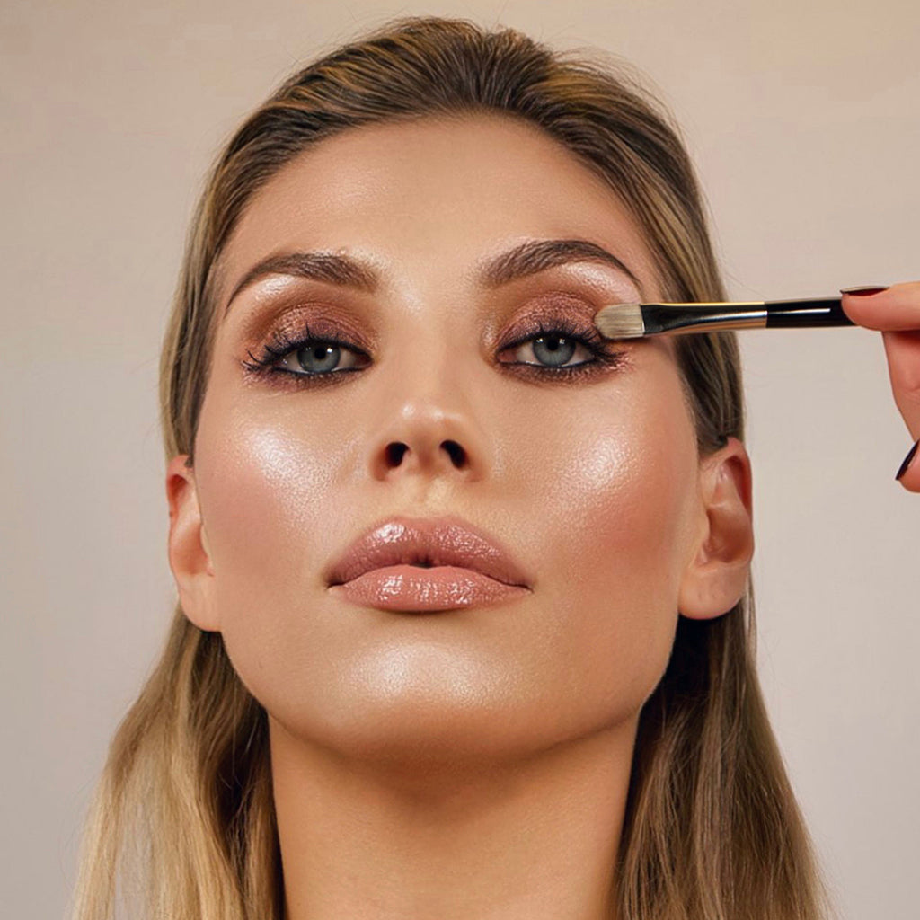 Le Metier De Beaute Le Cushette Eyeshadow Brush