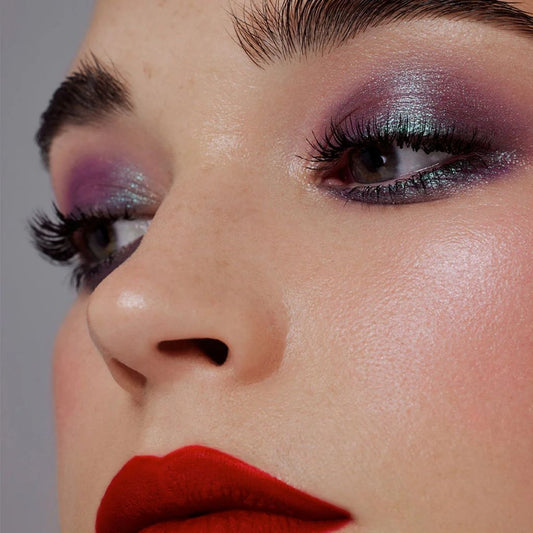 Surratt Artistique Eyeshadow Model